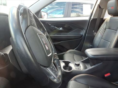Certified 2022 GMC Terrain AT4 image 6