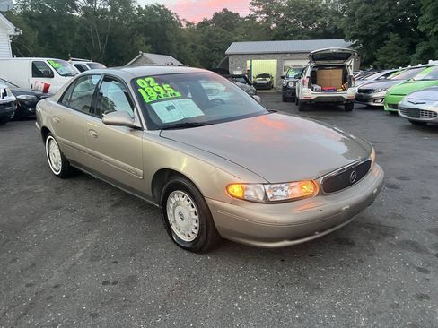 Used 2002 Buick Century Custom w/ Special Edition Pkg FWD image 5