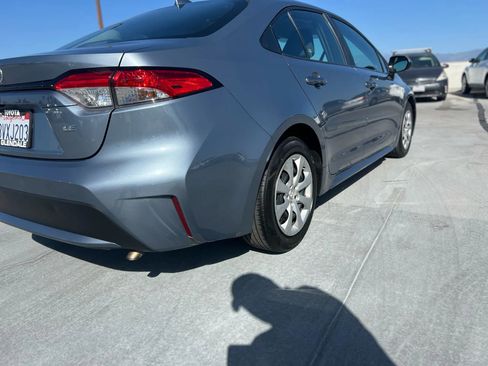 Used 2021 Toyota Corolla LE w/ Carpet Mat Package (TMS) image 10