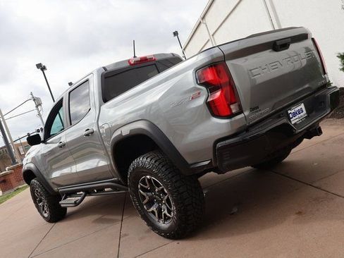Certified 2025 Chevrolet Colorado ZR2 w/ Technology Package AWD/4WD image 4