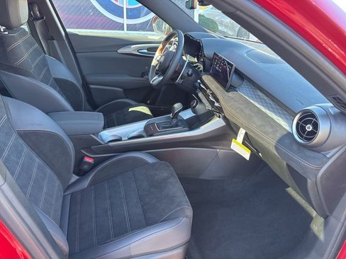 New 2025 Alfa Romeo Tonale Intensa image 21