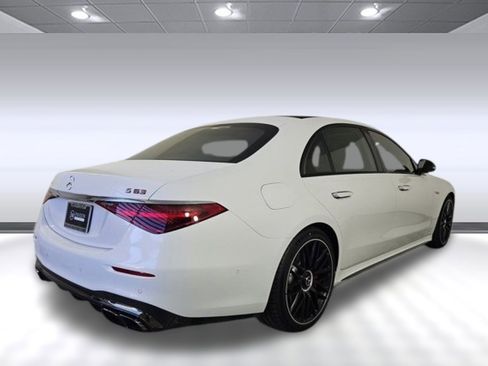Used 2025 Mercedes-Benz S 63 AMG S image 9