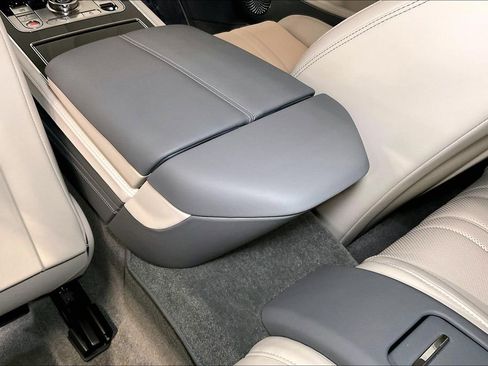 New 2026 Bentley Continental GTC image 27