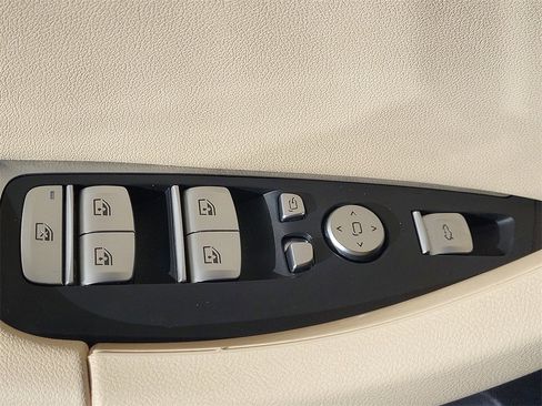 Used 2021 BMW X3 xDrive30i w/ M Sport Package image 10