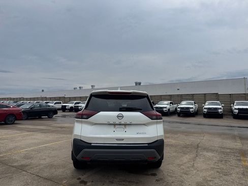 Certified 2023 Nissan Rogue SV AWD/4WD image 19