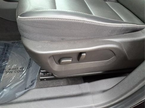 Used 2023 Buick Envision Essence FWD image 21