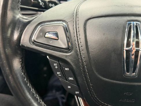Used 2017 Lincoln MKZ Reserve FWD image 27