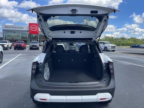 Used 2026 Nissan Kicks SV AWD/4WD image 26