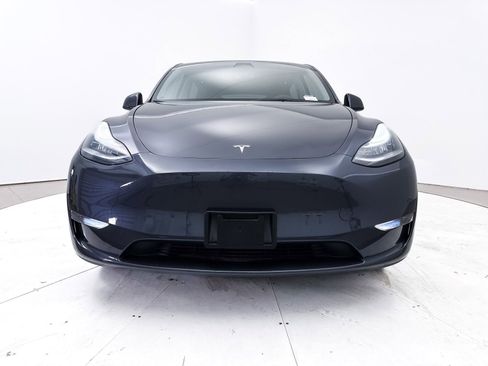 Used 2023 Tesla Model Y Long Range image 13