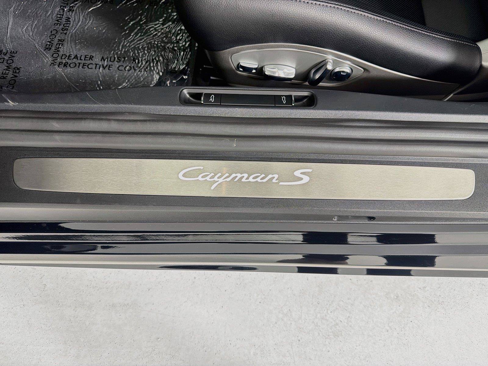 Used 2024 Porsche 718 Cayman S RWD image 9