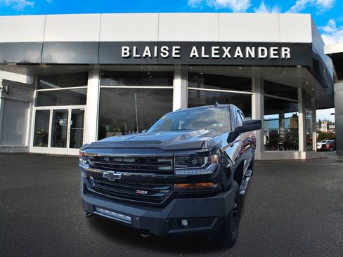 Used 2016 Chevrolet Silverado 1500 LT w/ Midnight Edition image 10