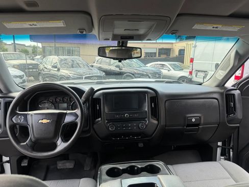 Used 2018 Chevrolet Silverado 1500 Custom w/ Custom Value Package RWD image 16