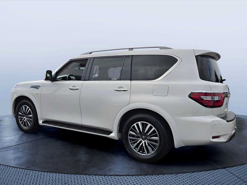Used 2021 Nissan Armada SL w/ Captain's Chairs Package RWD image 4