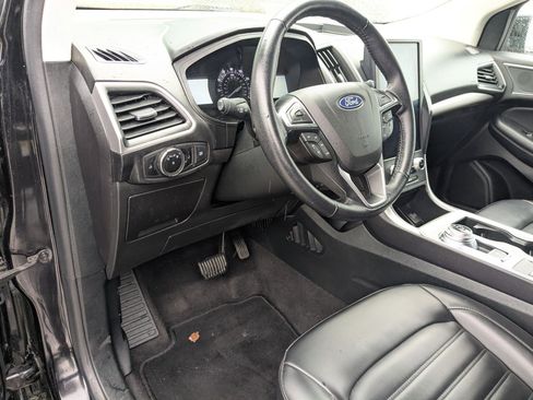 Used 2023 Ford Edge SEL image 17