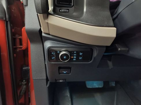 Used 2023 Ford Bronco Wildtrak AWD/4WD image 17