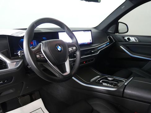 Certified 2025 BMW X5 sDrive40i RWD image 11