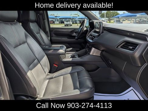 Used 2021 Chevrolet Suburban RST w/ Luxury Package RWD image 36