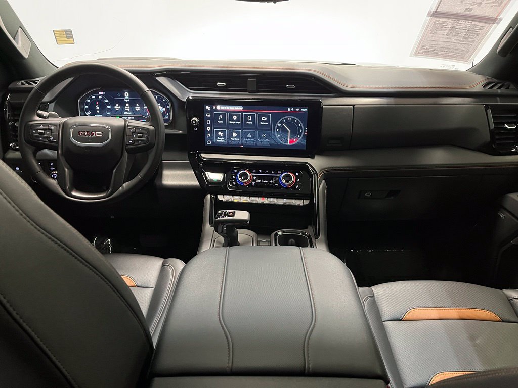 Used 2025 GMC Sierra 1500 AT4 w/ AT4 Premium Package AWD/4WD image 17