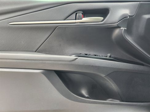 Used 2025 Toyota Camry XSE image 22