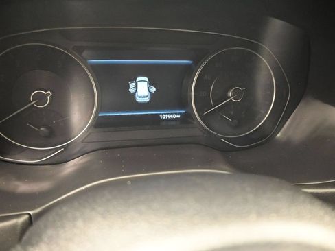 Used 2022 Hyundai Palisade SEL w/ Premium Package FWD image 5