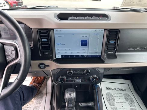 Used 2022 Ford Bronco Wildtrak AWD/4WD image 14