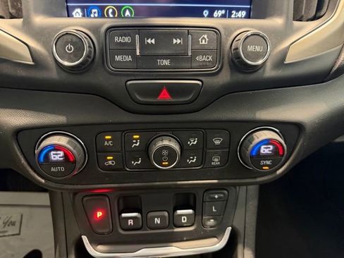 Used 2018 GMC Terrain Denali w/ Advanced Safety Package AWD/4WD image 22