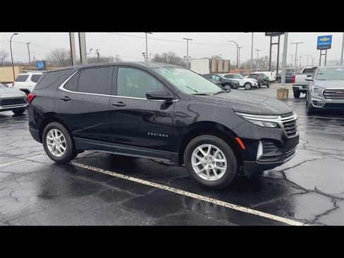 Certified 2024 Chevrolet Equinox LT w/ LPO, Floor Liner Package image 2