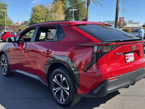 Certified 2023 Toyota bZ4X XLE image 5