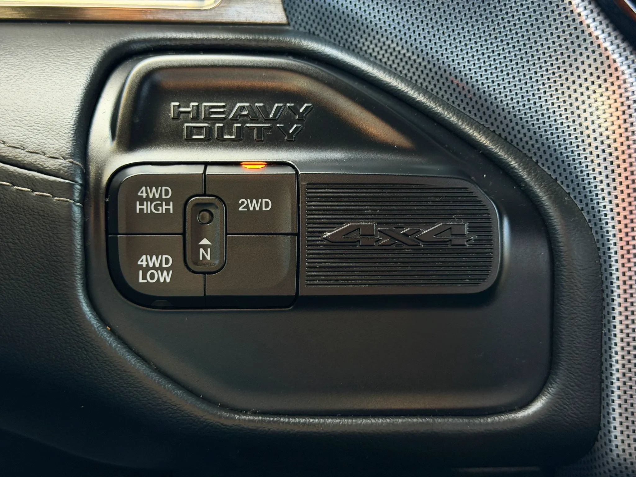 Used 2021 RAM 2500 Limited AWD/4WD image 36
