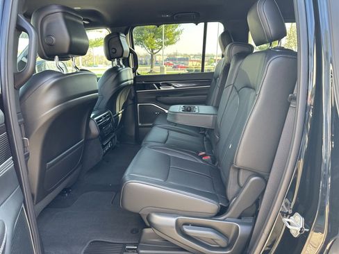 New 2024 Jeep Wagoneer 4WD w/ Convenience Group I image 16