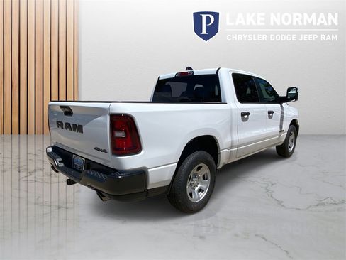 New 2025 RAM 1500 Tradesman w/ Trailer Tow Group image 9