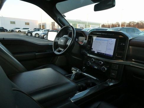 Used 2021 Ford F150 Lariat w/ Equipment Group 502A High AWD/4WD image 31