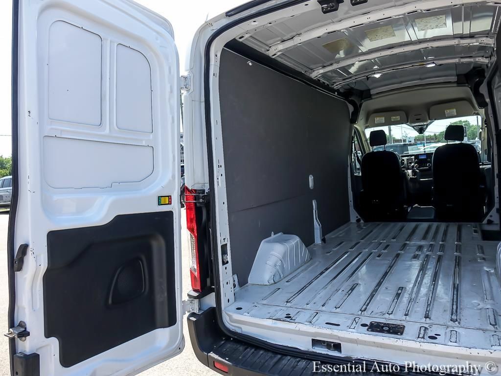 Used 2023 Ford Transit 250 Medium Roof AWD image 18