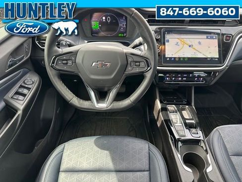 Used 2023 Chevrolet Bolt EUV Premier w/ Sun & Sound Package FWD image 13