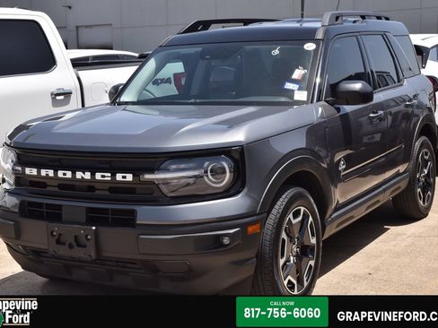 Used 2023 Ford Bronco Sport Outer Banks w/ Tech Package AWD/4WD image 1