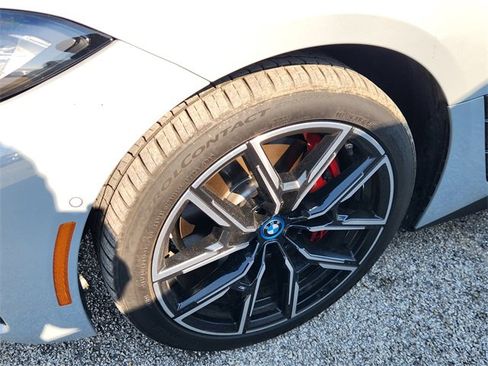 Used 2023 BMW i4 eDrive40 w/ M Sport Package image 10