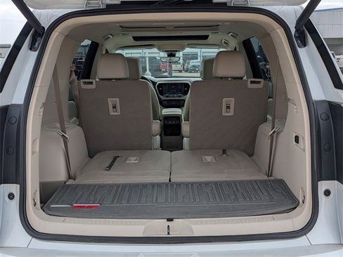 Certified 2023 GMC Acadia Denali w/ Denali Ultimate Package image 28