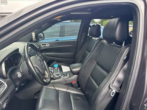 Used 2021 Jeep Grand Cherokee Limited AWD/4WD image 6