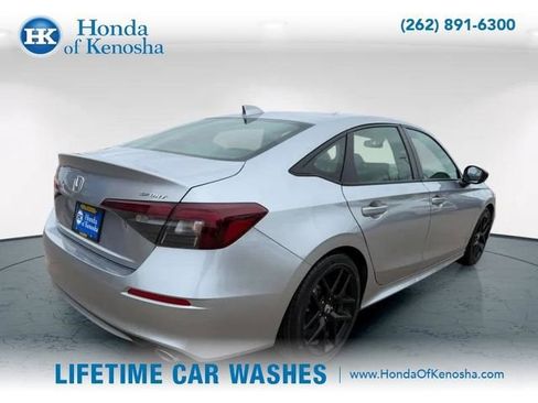 Used 2025 Honda Civic Sport image 8