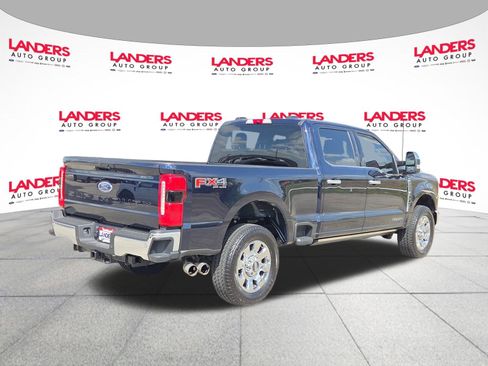 Used 2025 Ford F250 Lariat w/ Chrome Package AWD/4WD image 3