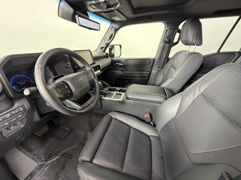 Used 2025 Toyota Land Cruiser w/ Premium Package AWD/4WD image 4