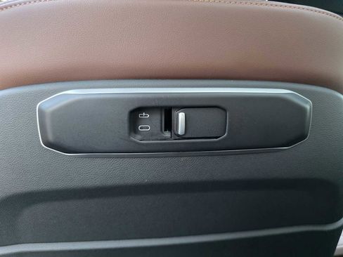 Used 2026 BMW X5 M60i image 22