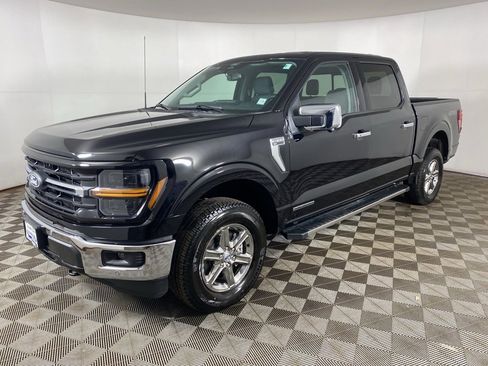 Used 2025 Ford F150 XLT w/ Equipment Group 302A MID image 6