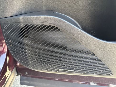 Used 2024 Hyundai Palisade SEL w/ Premium Package image 44