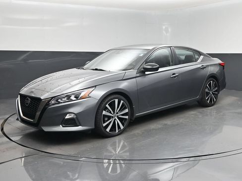 Used 2021 Nissan Altima 2.5 SR FWD image 22