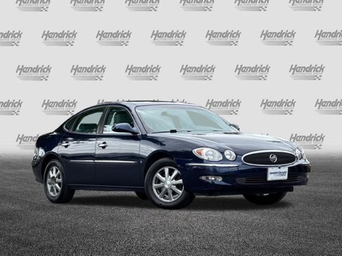 Used 2007 Buick LaCrosse CXL w/ Driver Confidence Package FWD image 2