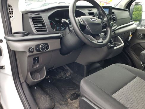 Used 2025 Ford Transit 250 Low Roof w/ Exterior Upgrade Package RWD image 10