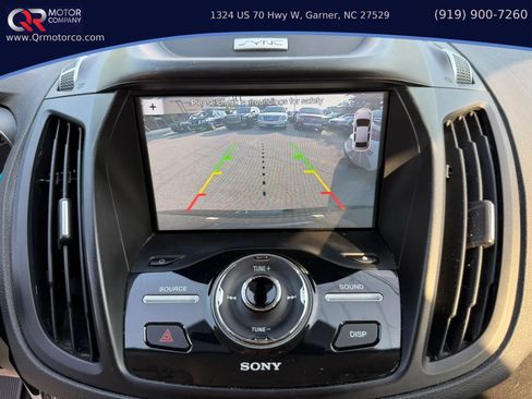 Used 2017 Ford Escape Titanium AWD/4WD image 19