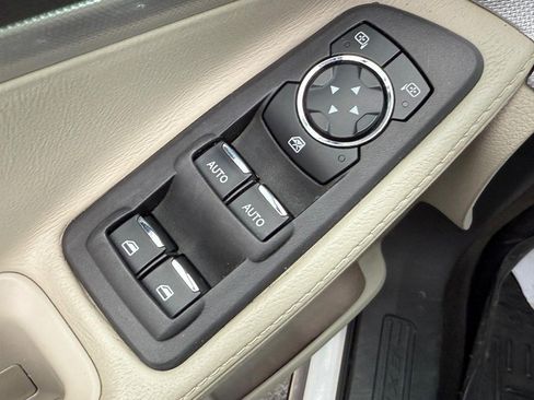 Used 2015 Ford Explorer XLT w/ Equipment Group 202A image 16