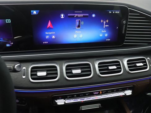 New 2026 Mercedes-Benz GLE 53 AMG 4MATIC Coupe image 6